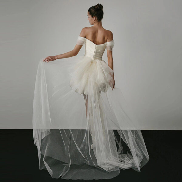Off-Shoulder Short Wedding Dress – Lightweight White Bridal Gown with Adjustable Straps & High Waist - Image 4