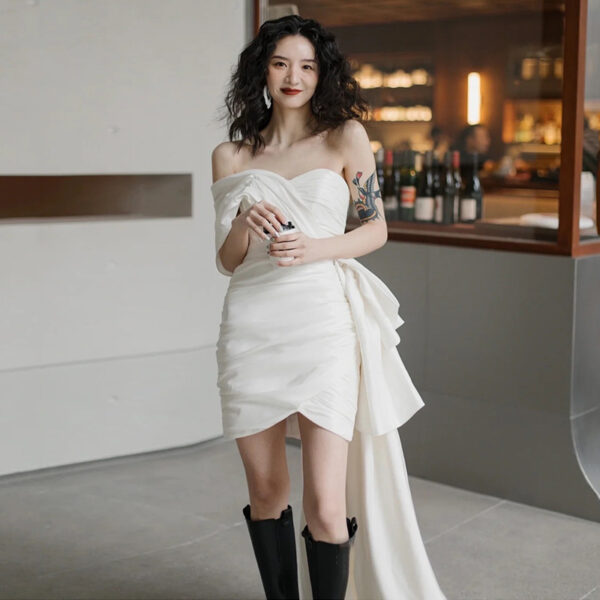 Petite Backless Wedding Dress – Lightweight High Waist Sleeveless Gown for Short Women