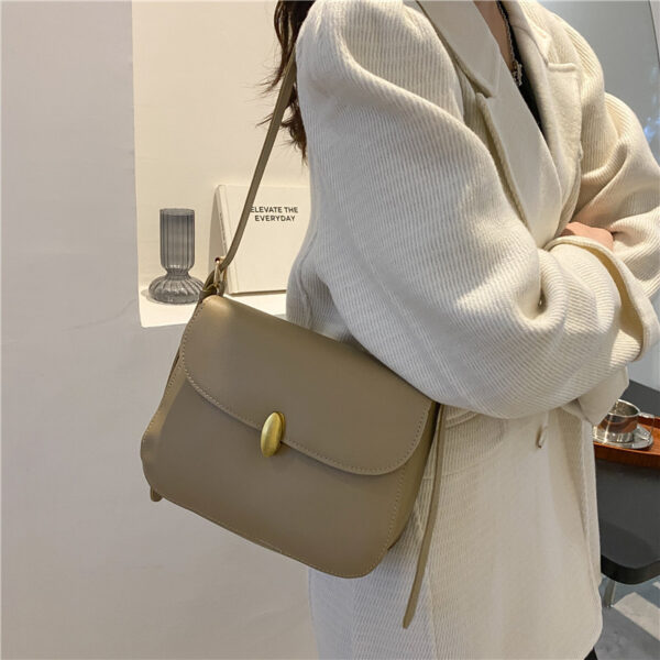 Women’s Compact Leather Travel Backpack – Lightweight Anti-Theft Design with Large Capacity