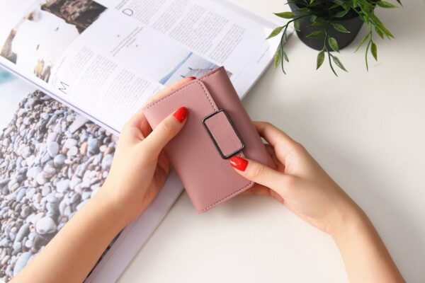 Plaid Fashion Wallet – Compact PU Leather Clutch with Multi-Compartment Organizer - Image 10