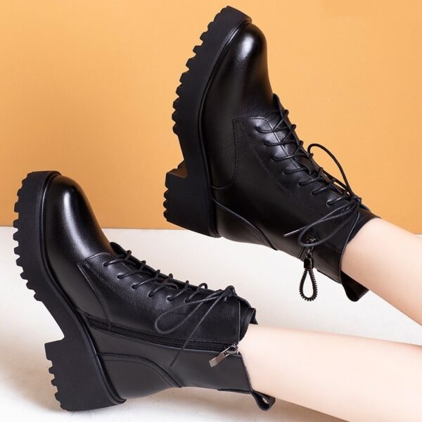 Women's Thick-Soled Winter Boots – Fluffy Snow Boots with PU Upper & Warm Lining | Height-Boosting - Image 7