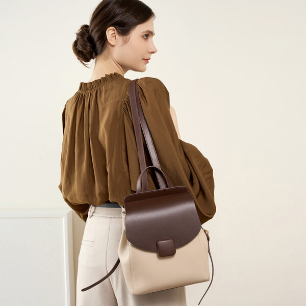 Women’s Compact Leather Travel Backpack – Lightweight Anti-Theft Design with Large Capacity - Image 4