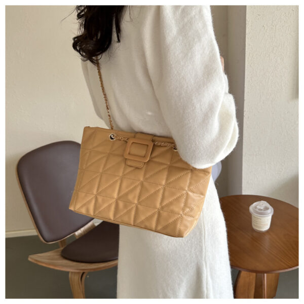 Trendy Quilted Chain Shoulder Bag – Chanel-Inspired Rhombus Design with Detachable Strap - Image 8