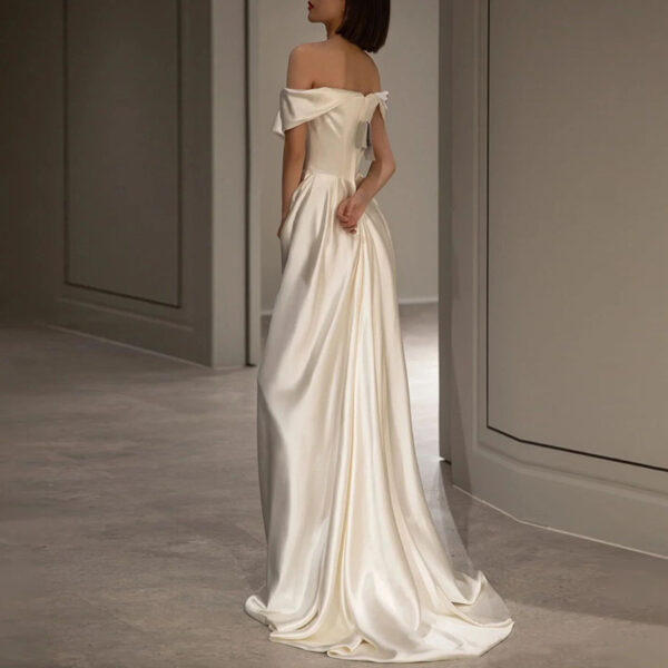 French Off-Shoulder White Wedding Dress – Lightweight Bridal Gown with High Waist & Long Skirt - Image 4