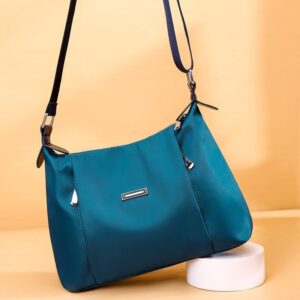 Crossbody Bag – Lightweight Oxford Cloth Shoulder Bag with Horizontal Square Design