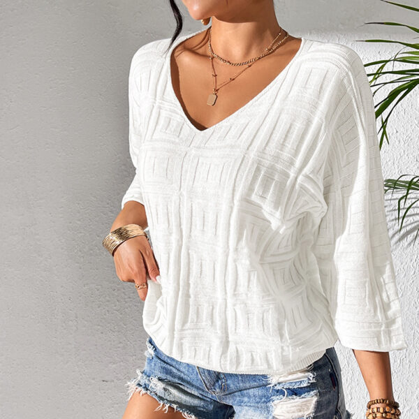 Geometric Stitch Oversized Sweater – Lightweight Acrylic Batwing Pullover for Commuting | White, Black, Purple - Image 4
