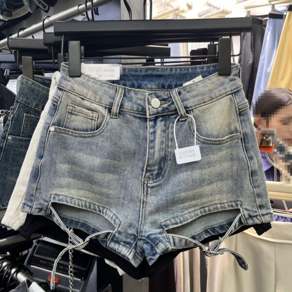 Sweet & Spicy Denim Hot Pants – Socialite-Inspired Stretch Shorts in Black & Blue